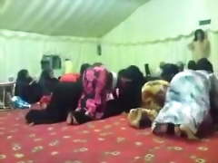 SEXY MUSLIMS TWERKING