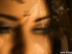 Indian MILF She Likes Getting Naked